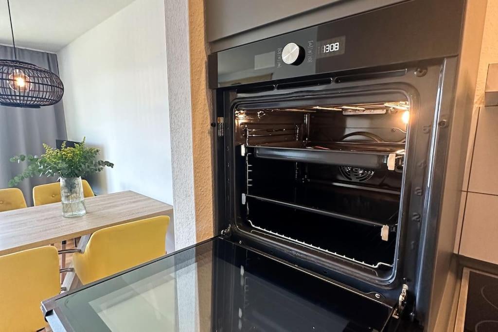 Beautiful 2-Room Apartment With Balkony In Willich Eksteriør billede